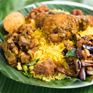 Sri Lankan Chicken Rice & Curry Wrapped with Banana Leaf